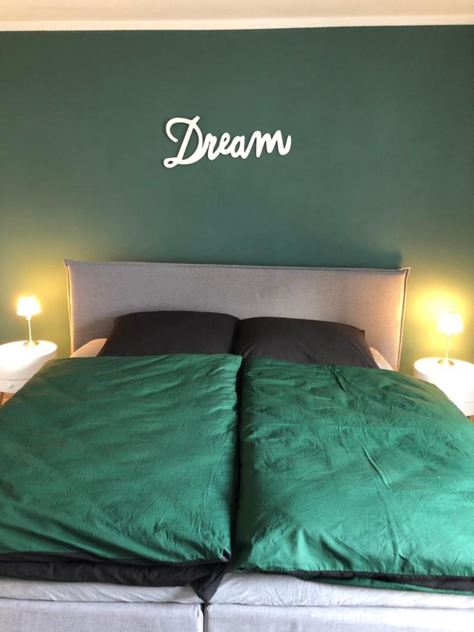 Ferienwohnung Dunja Bullay Esterno foto